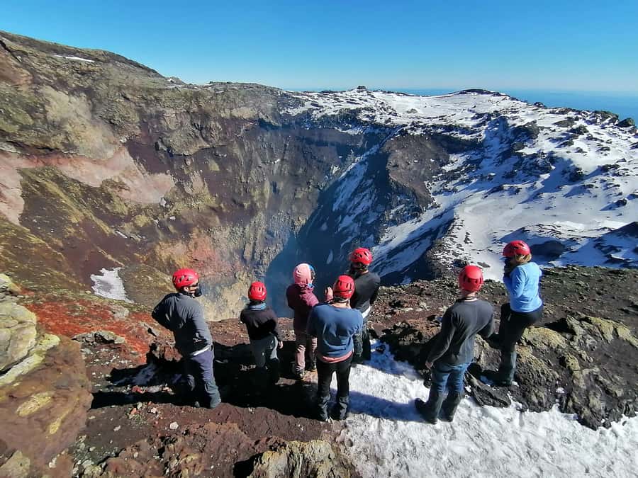 Ascent to Villarrica volcano 2,847masl, from Pucón - The 6:00 a.m. Start at Ermitaño Expediciones