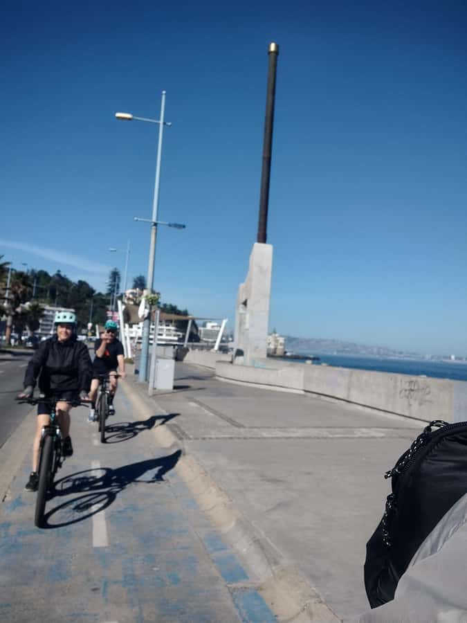 Bike ride along the coast of Viña del Mar or Valparaíso, you choose! - Valparaíso and Concón: choosing a longer ride