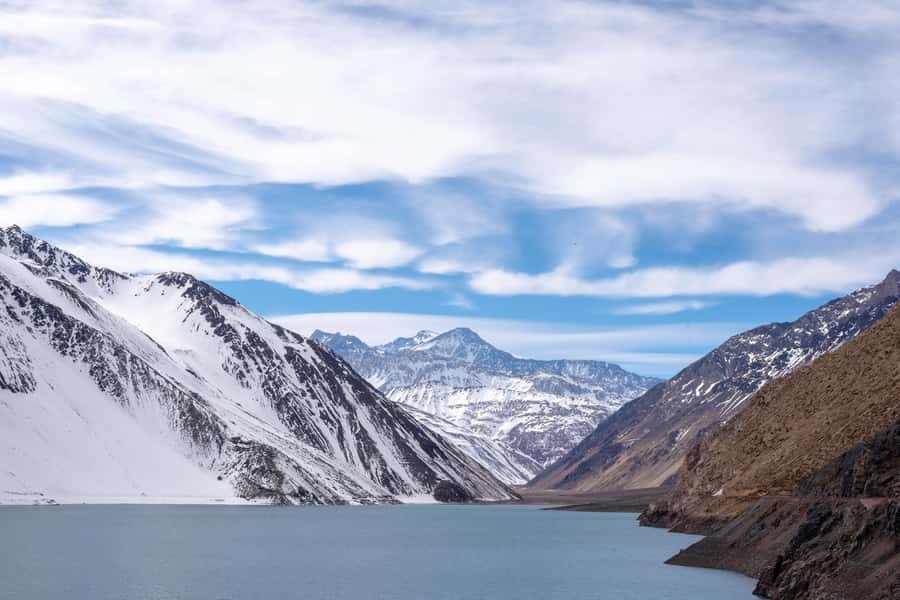 CAJON DEL MAIPO + EL YESO RESERVOIR + PICNIC TOUR - The early departure and the first mountain stop