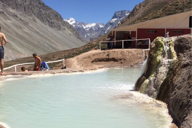 Cajon del Maipo Region - Hot Springs Termas de Colina - What to pack for the mountain day