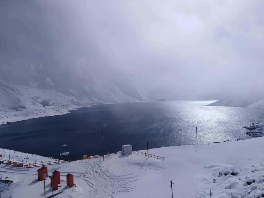 CAJON DEL MAIPO TOUR + TERMAS COLINA + EMBALSE EL YESO AND PICNIC - Soaking in the nine Colina thermal pools