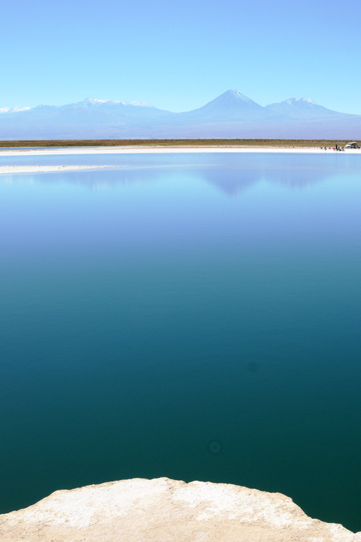 Cejar & Tebenquiche Lagoons Tour with Ojos del Salar Atacama - What to pack for salt, sun, and cold air