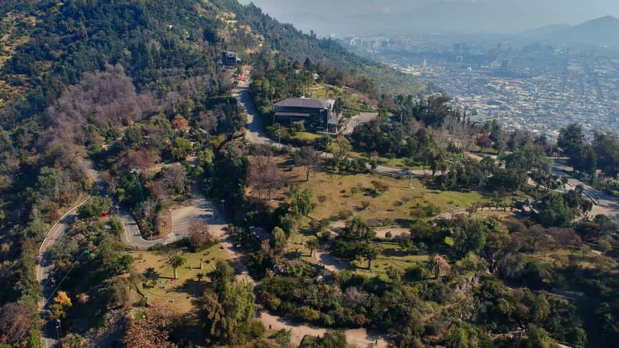 Dia Completo en Santiago: Museo+San Cristobal+City Tour - Starting at the National Historical Museum