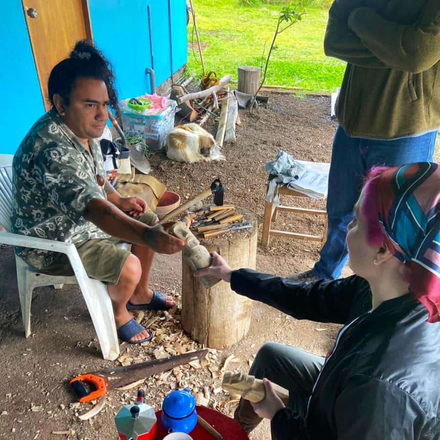 Easter Island: Demo of How to Carve a Moai statue - Arriving at Joaquin Rapu’s house