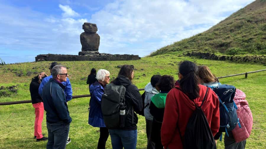 Easter Island: Full-Day Tour to Anakena - Rano Raraku, the quarry filled with unfinished moai