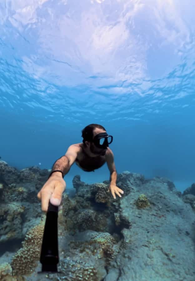 Easter island: Snorqueling tour on coral reefs - Underwater videos, with one practical warning