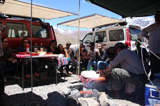Embalse el Yeso and Termas del Plomo in semi-private 4x4 - Should you book Embalse El Yeso and Termas del Plomo?