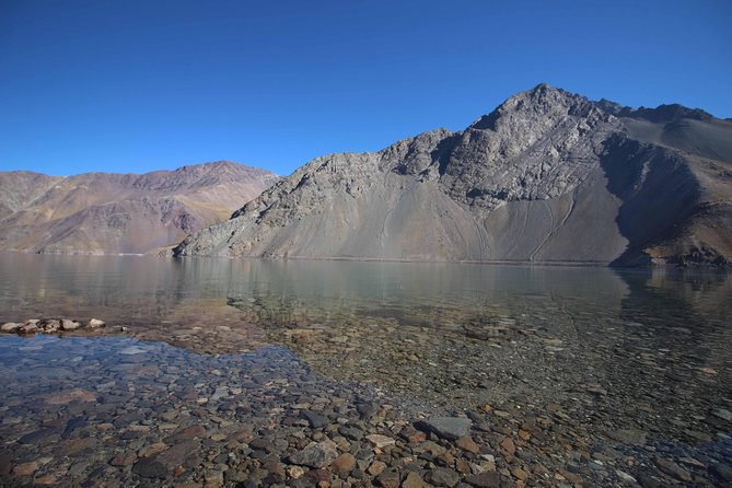 Embalse el Yeso and Termas del Plomo in semi-private 4x4 - Three hours at Termas del Plomo