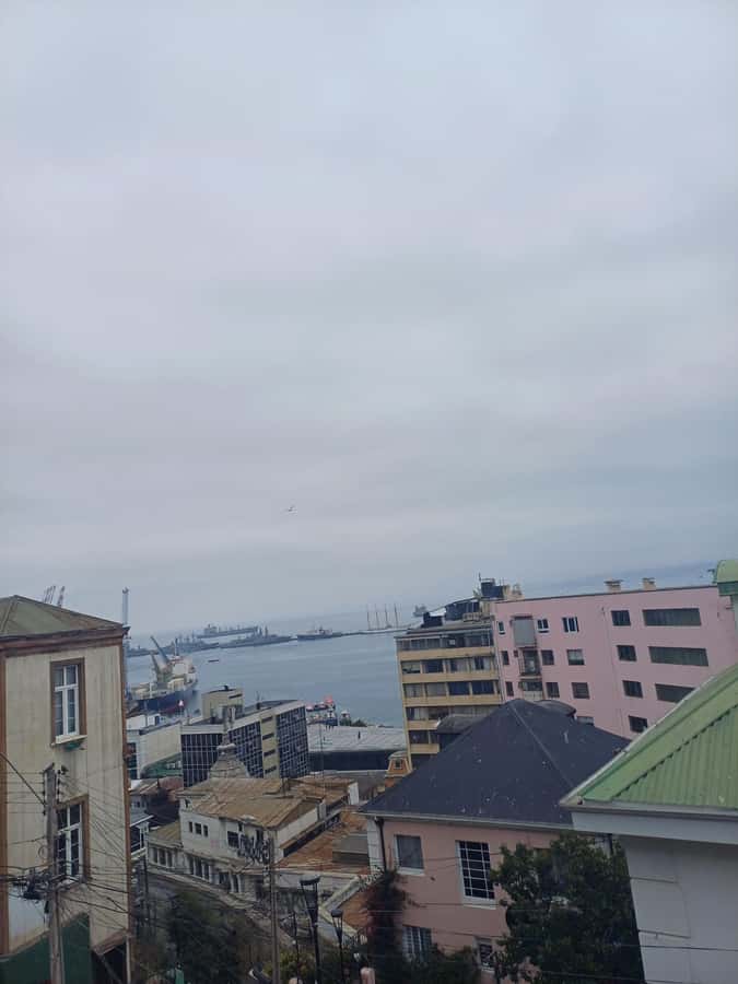 Exclusive Coastal Tour: Valparaíso, Viña del Mar & Reñaca - Walking, comfort and the pace of the route