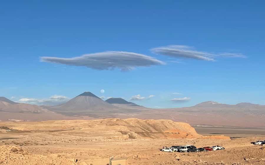 Explore Moon Valley with Sunset, Snacks and Refreshments - Mina Victoria shows the working side of the desert