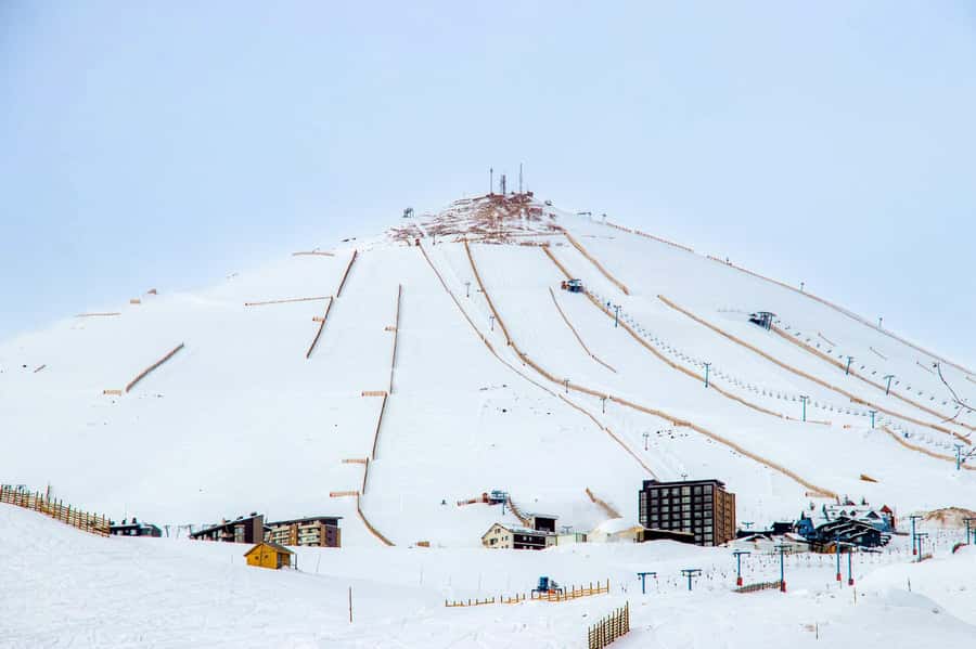 Farellones Park Tour: Snow Adventures - Parque Arauco and the rental stop