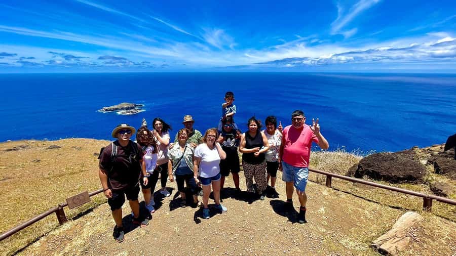 From Hanga Roa: Easter Island Highlights 2-Day Tour - What to pack for two full sightseeing days