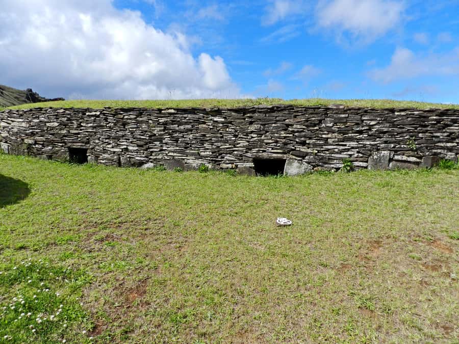 From Hanga Roa: Journey from Orongo to Ana Te Pahu - Key details before you book