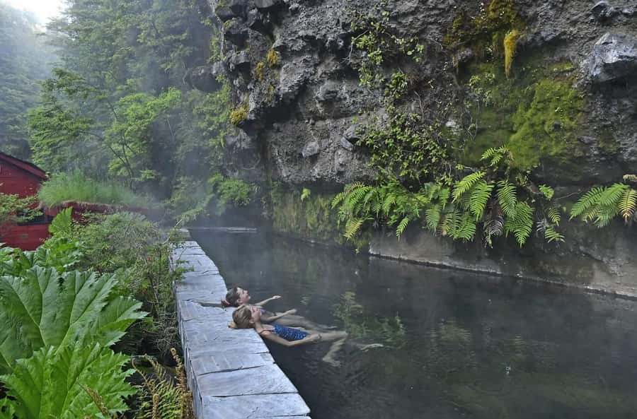 From Pucón: Geometric Hot Springs - Three hours among 16 pools