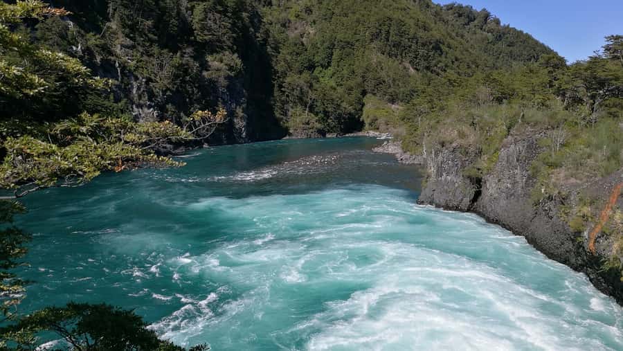 From Puerto Varas: Osorno Volcano & Petrohue Falls Day Tour - Key things to know before booking