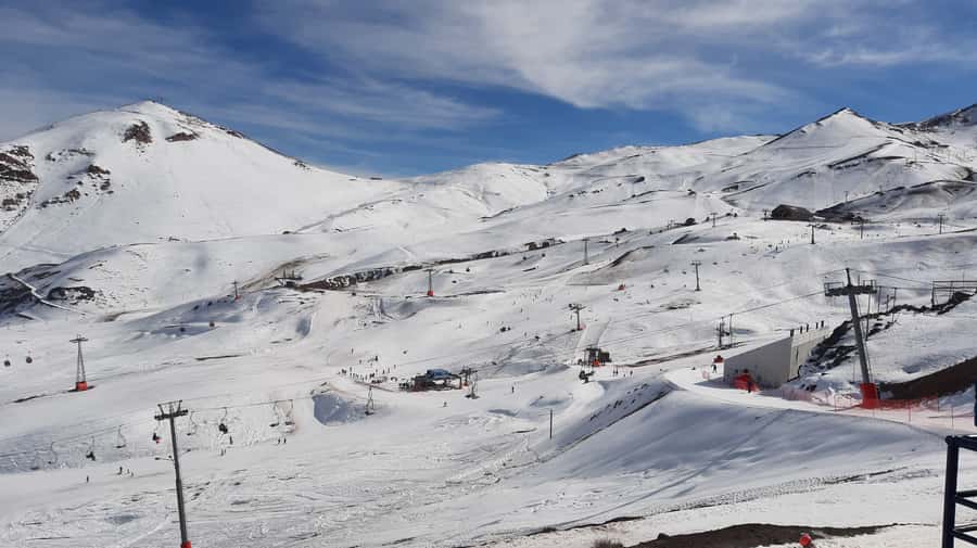 From Santiago: Farellones Park Resort Entry & Ski Classes - Colorado gives the day a second view