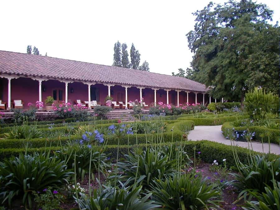 From Santiago: Maipo Valley Wine Tour - Leaving Santiago for the Maipo Valley