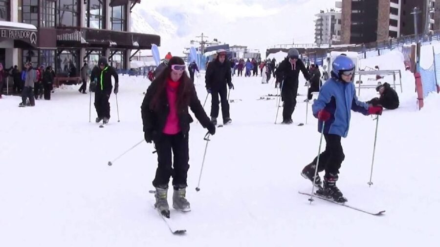 From Santiago: Valle Nevado and Farellones Small Group Tour - The Short Stop at El Colorado