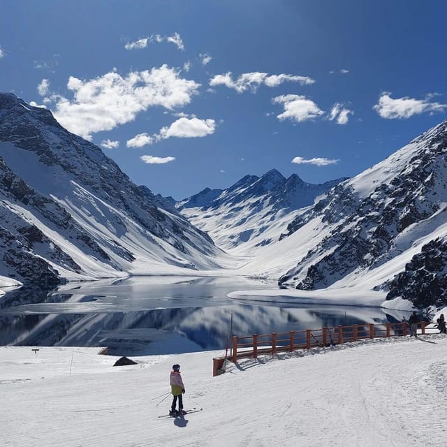 Full day reservoir of the plaster, Cajon del Maipo - Reaching El Yeso Reservoir