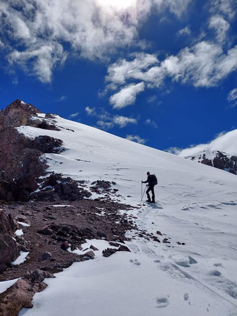 Full-Day Trek to Cerro El Pintor from Santiago - Reaching 4,000 meters above Santiago