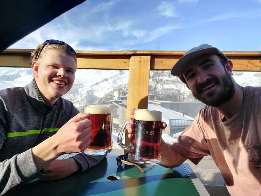 Full-Day Trek to Cerro El Pintor from Santiago - Gear, snow, and what the $215 price covers