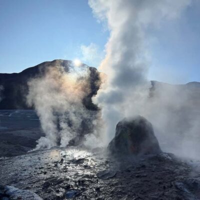 Geysers del Tatio: Sunrise and breakfast in Atacama