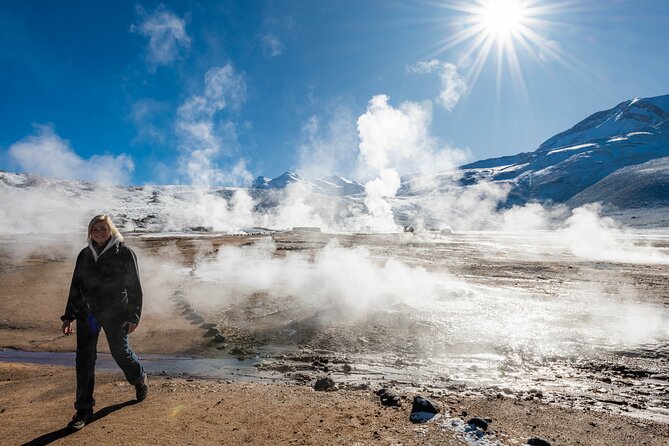 Guided tour to the Tatio Geyser breakfast at Geyser Blanco - Geyser Blanco: breakfast, bathing, and a seasonal change