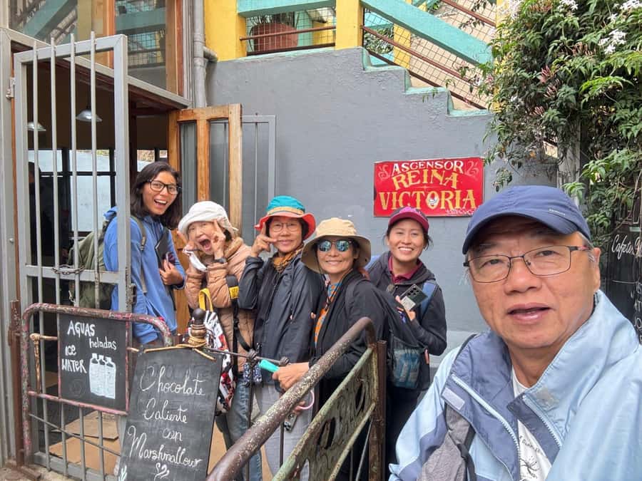Historic Valparaíso: Private tour by vehicle - Is $50 per person a fair price?