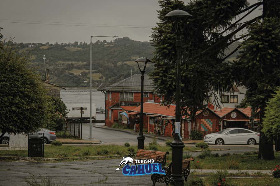 Inner Coast of Chiloé: Road and Sea. - Key points about the Chiloé road-and-sea outing