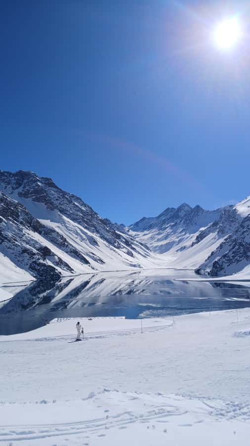 Portillo + Laguna del Inca with picnic - Chacabuco Victory Monument adds a historical pause