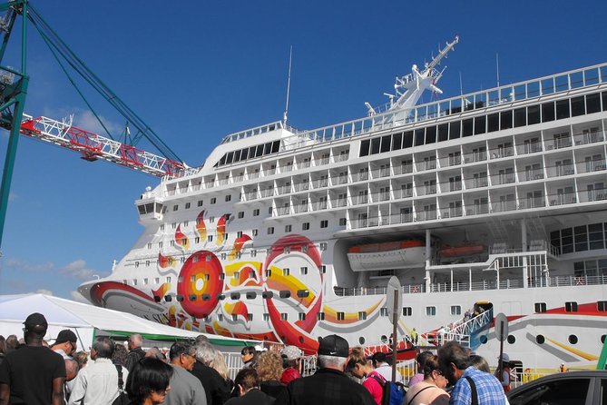 Private Cruise Transfer : Santiago → Valparaiso or San Antonio - Is $239 good value for two people?