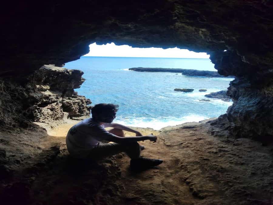 Private Tour: The Underground World of Rapa Nui Caves - Ana Kakenga and the first step into the volcanic world