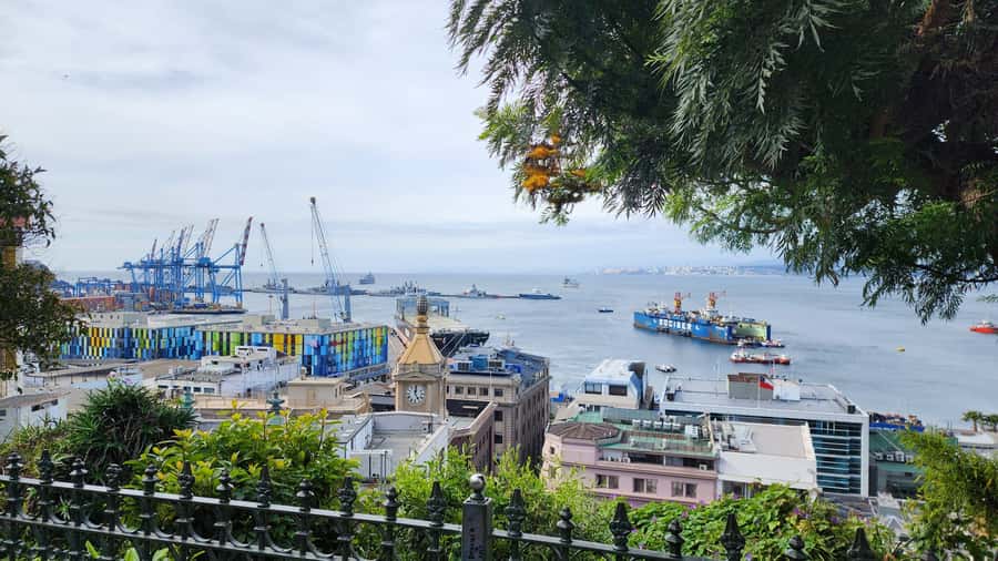 Private: Viña del Mar and Valparaiso Day Tour - Starting at Viña del Mar’s Flower Clock