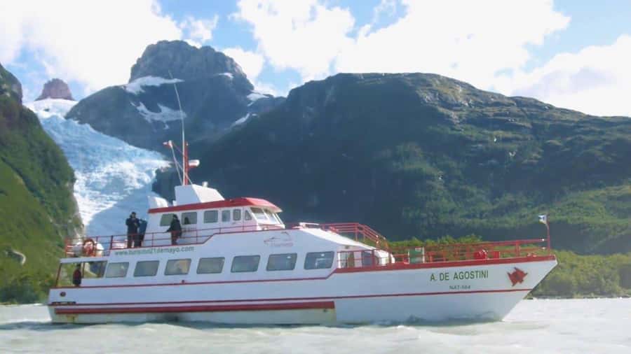 Puero Natales: Glacier Tour with Lunch & Whiskey Aperitif - Key points to know before booking