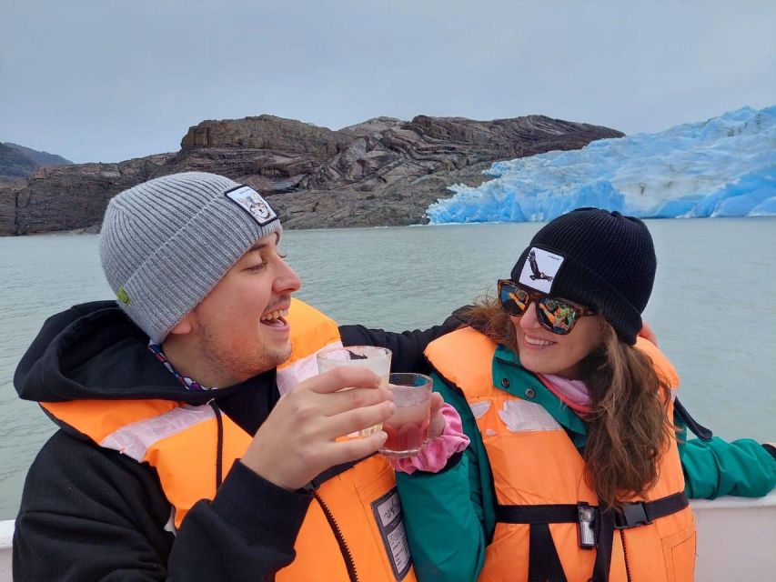 Puerto Natales: Grey Glacier Navigation w/ Transport - Key details before you book