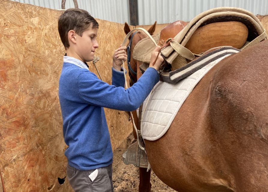 Puerto Natales: Horseback Riding with Horse Connection - Choosing between four hours and a full day