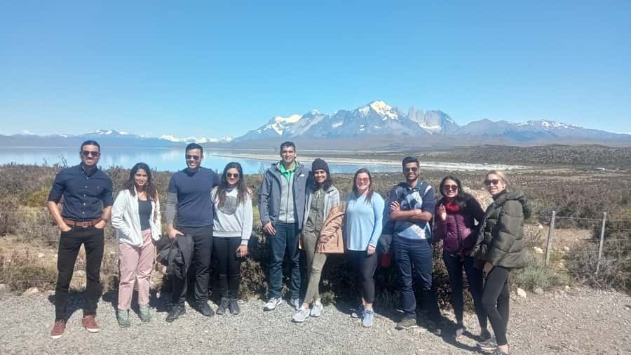 Puerto Natales: Torres del Paine Full Day Tour - Guides, language, and the feel of the day