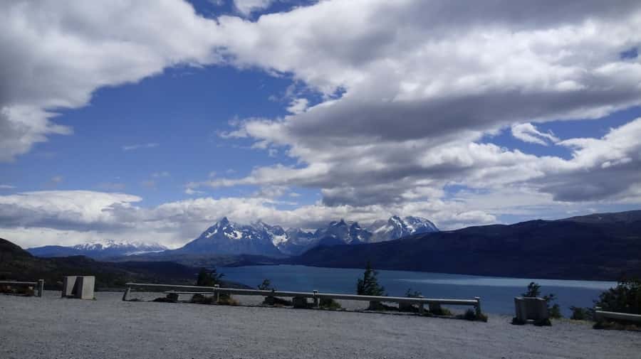 Puerto Natales: Torres del Paine Full Day Tour - Pehoe Lake and Salto Grande