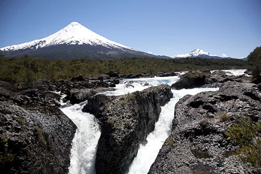 Puerto Varas: Osorno Volcano Day Trip by Air-conditioned Van - Key points to know before you book