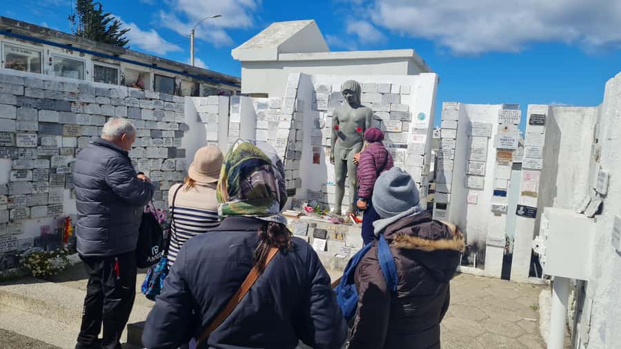 Punta Arenas: City Tour - Palacio Braun Menéndez and the city’s polished past