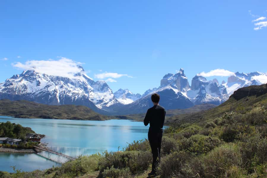 Punta Arenas: Full Day Torres del Paine + Milodon Cave - Is a 14-hour van ride too much?