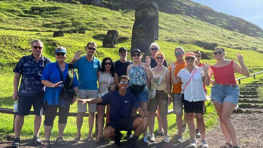 Rapa Nui: 3 Excursions with Hotel Transfers - Rano Raraku: Where most of the moai began