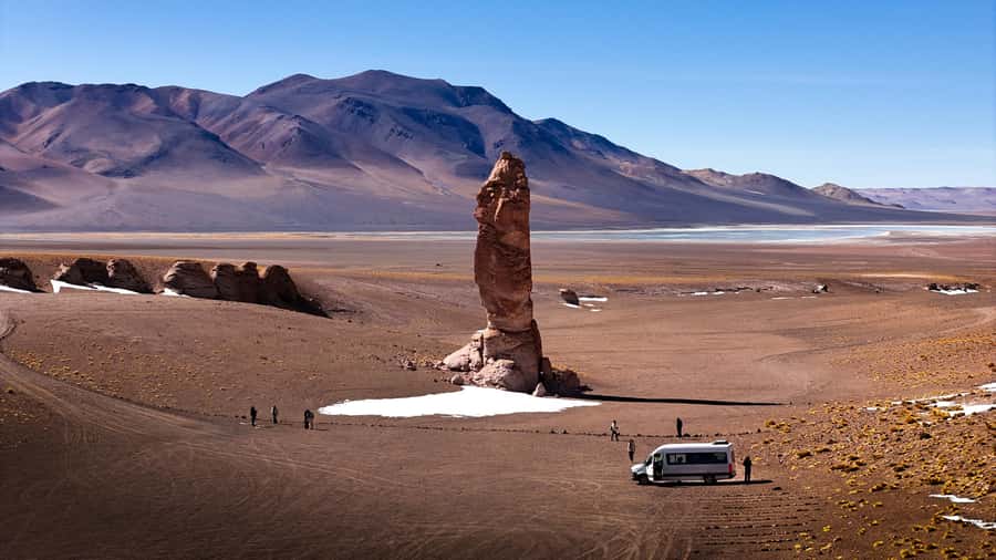 San Pedro de Atacama: Atacama Desert and Salt Flats Day Trip - Quepiacó River, where the desert supports life