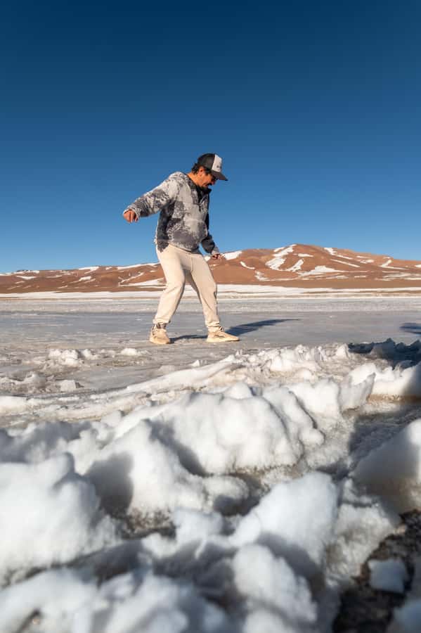 San Pedro de Atacama: Atacama Desert and Salt Flats Day Trip - Crystal and Black Lagoons finish the route
