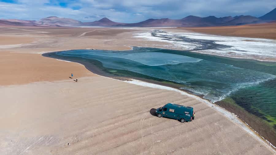 San Pedro de Atacama Day Trip: Atacama Desert and Salt Flats - Reading the desert at Quepiacó River