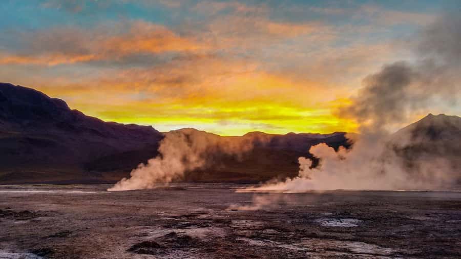 San Pedro de Atacama: El Tatio Geyser Field and Wetlands - Guides, language, and the feel of the day