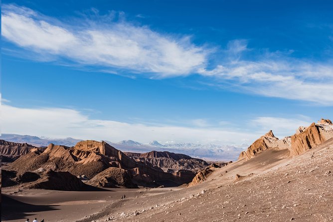 San Pedro de Atacama: Half day Valle de la Luna, Afternoon Tour - The main dune and the first big view