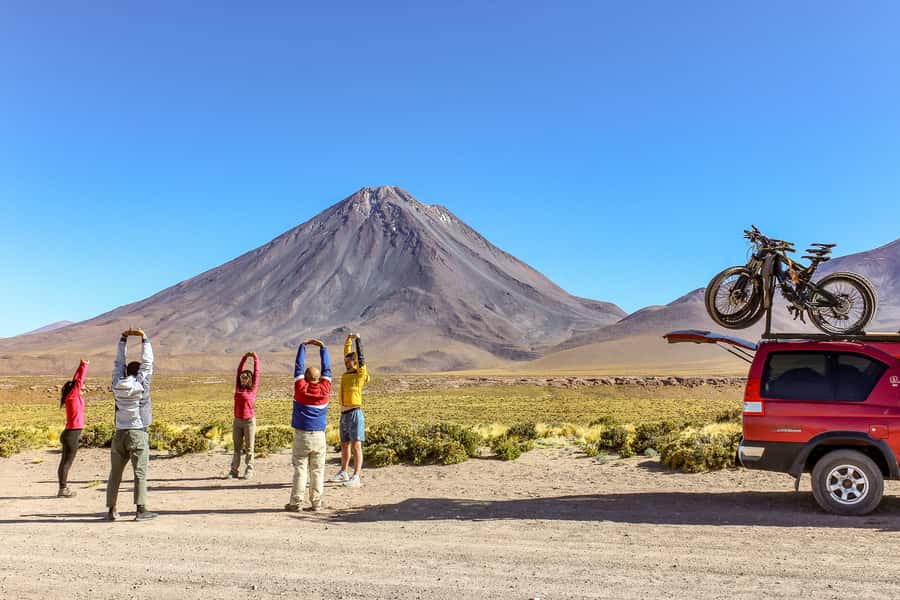 San Pedro de Atacama: Volcano Downhill Bike Tour - From Casa Quitor to the high Andes