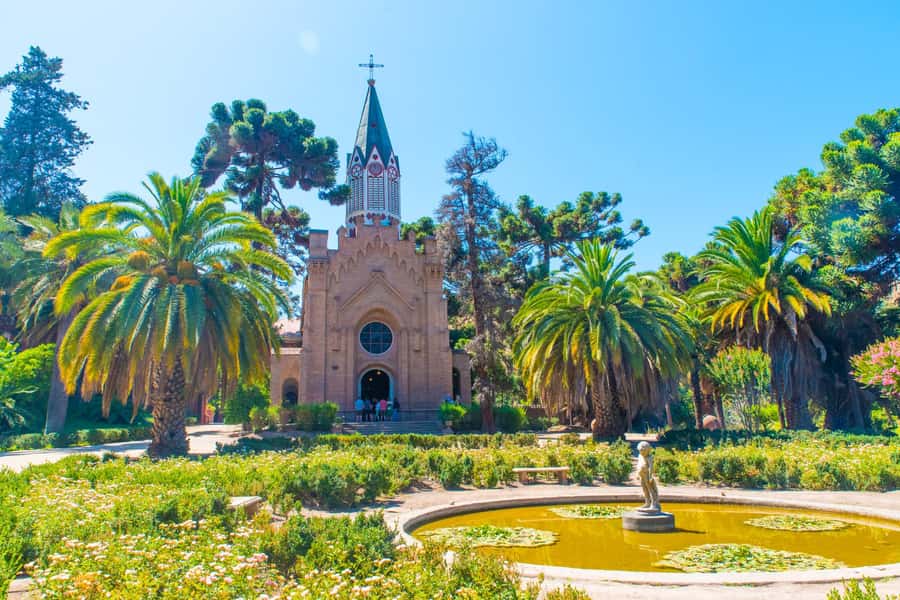 Santa Rita: Tour + Premium Wine Tasting + Private Transport - Timing, walking, and small practical details