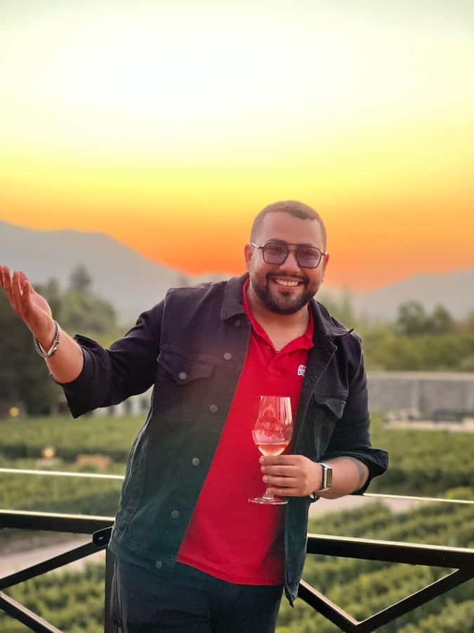 Santiago: Alyan Winery Sunset with Wine Tastings and Dinner - Key points to know before booking